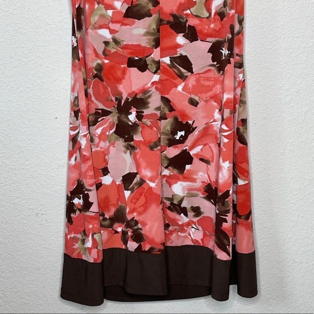 Wrapper‎ Dress - Picture 6 of 8
